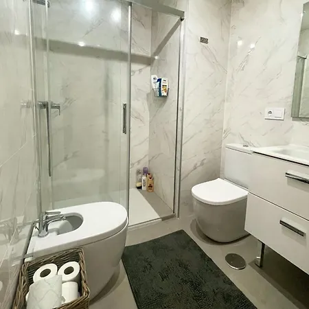 Sunny Panorama Apartment *